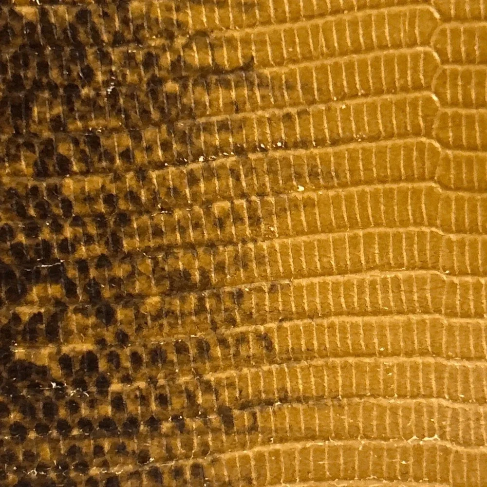 Coach Yellow Brown Ombre Lizard Embossed Leather Wristlet Clutch Bag - Picture 2 of 9